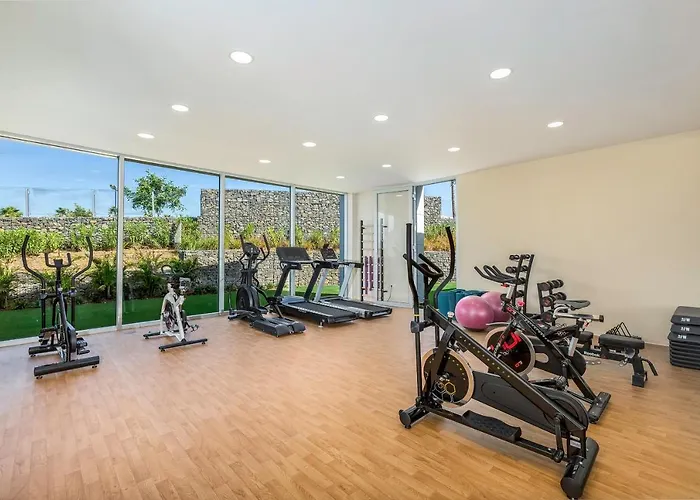 The Edge Front Line Luxury And