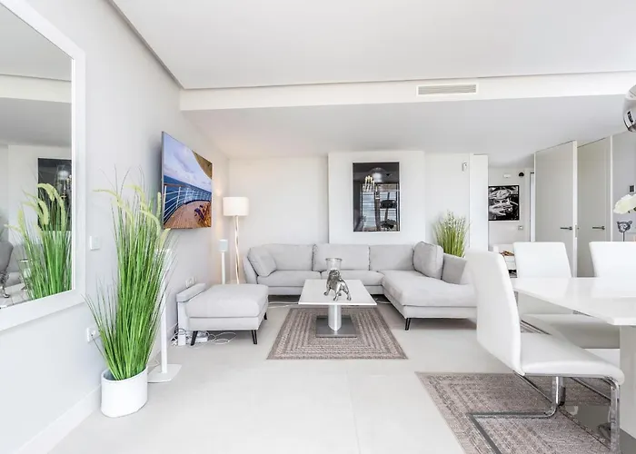 Apartment The Edge Front Line Luxury And