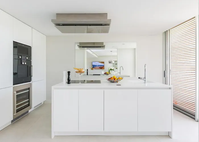 The Edge Front Line Luxury And Apartment