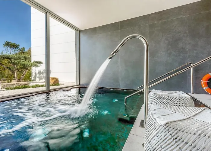 Apartment The Edge Front Line Luxury And