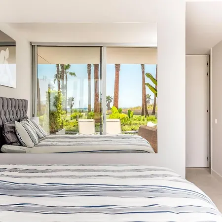 Apartmán The Edge Front Line Luxury And