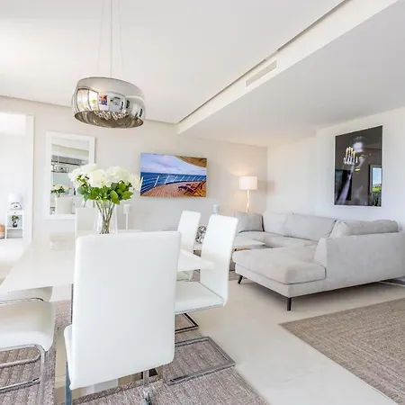 Apartmán The Edge Front Line Luxury And Estepona